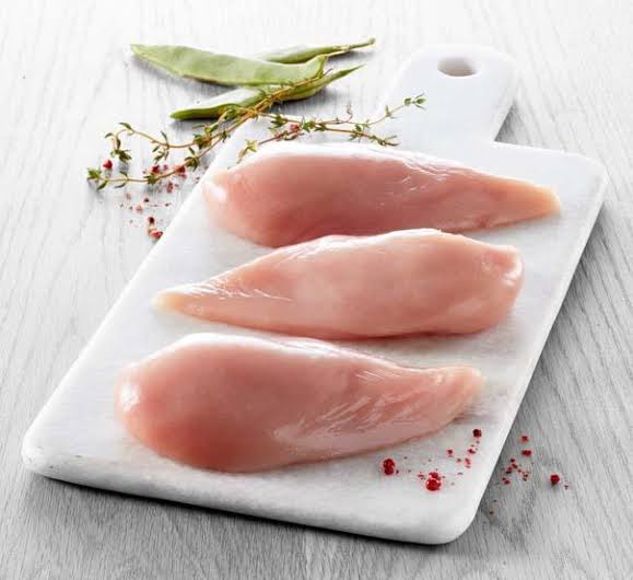 CHICKEN FILLETS - 1kg Packs ON PROMO FREE RANGE