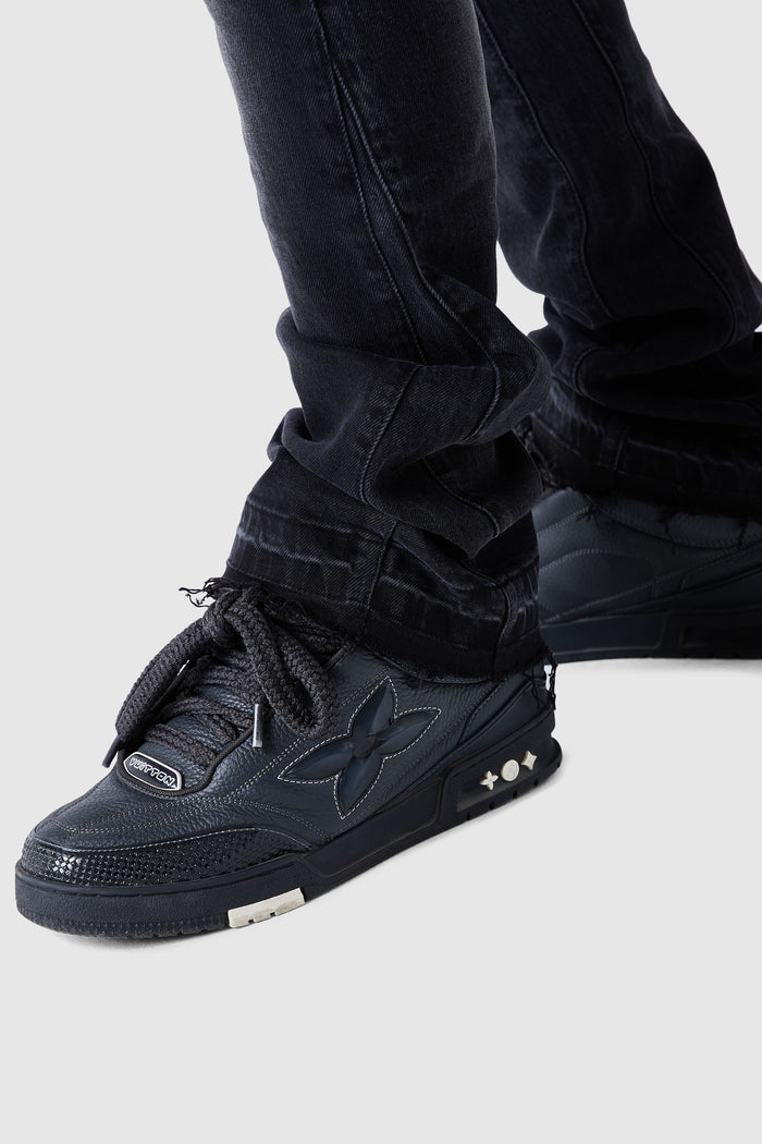 Icon Patch Flare Jean - Black
