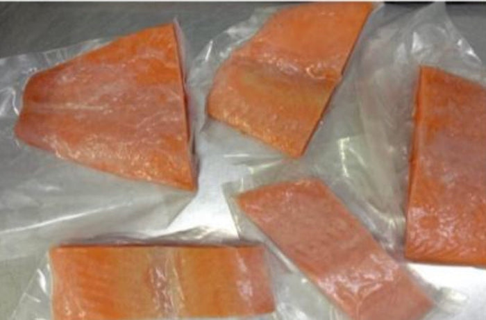 NORWEGIAN SALMON FILLETS 4 x  +-200g