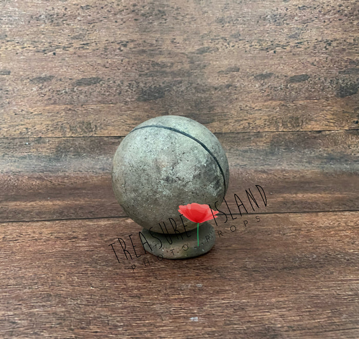 VINTAGE GLOBE
