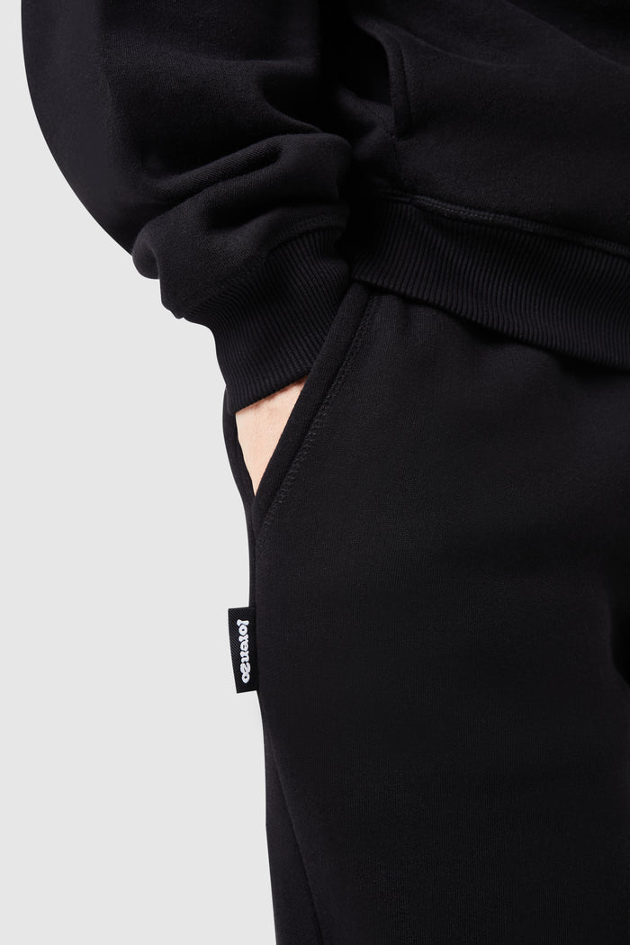 World Is Yours Jogger - Black